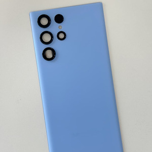 Vente en gros pour Samsung Galaxy S22 Ultra : Cache arrière en verre SM S908 de remplacement avec panneau de batterie et lentille de caméra arrière préinstallée - Product Image 2