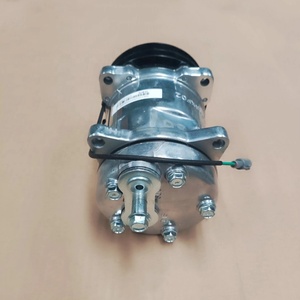 คอมเพรสเซอร์<span class=keywords><strong>แอร์</strong></span> LG9704130001 12V 24V AC สำหรับ<span class=keywords><strong>รถ</strong></span>บรรทุก HOWO อะไหล่<span class=keywords><strong>รถ</strong></span>บรรทุก ติดตั้งได้โดยตรง - Product Image 2