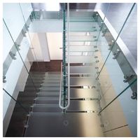 Marches d'escalier en verre Prima, escalier flottant, escalier droit flottant australien/américain, escalier intérieur personnalisé