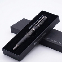 Boîte à stylos noire mate personnalisée avec doublure en velours et stylo en fibre de carbone pour cadeaux de luxe et emballages de vente au détail, vente en gros en vrac