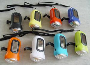 Mini extérieur étanche Camping randonnée main <span class=keywords><strong>Dynamo</strong></span> lampes de poche manivelle 3 LED solaire Rechargeable <span class=keywords><strong>lampe</strong></span> de secours - Product Image 3