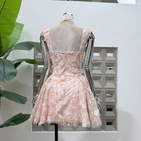 Robe élégante de créateur en dentelle brodée de sequins, à bretelles, avec baleines, taille cintrée et dos nu, pour la vente en gros