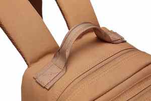 Mochila Mini de Mezclilla 9L para Hombre, Diseño Ligero para Uso Diario, Ideal para Actividades al Aire Libre - Product Image 6