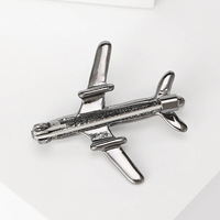 Broche personnalisée créative en forme d'avion 3D, modèle en alliage plaqué, souvenir transfrontalier tendance pour cadeaux d'enfants