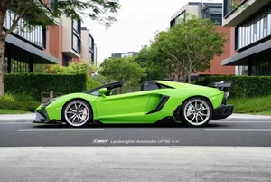 ชุดแต่งคาร์บอนไฟเบอร์แห้ง CMST Design สำหรับอัพเกรด Aventador LP700 พร้อมฝากระโปรงหน้า สเกิร์ตข้าง ดิฟฟิวเซอร์ Aventador L - Product Image 4