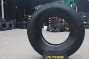 Neumático Nuevo LCH T-REX 315/80R22.5 para Camión, Sin Cámara, Radial, para Todas las Posiciones, 1 Año de Garantía, para Trabajo Pesado, Mejor Precio - Product Image 4
