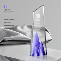 Trophée en cristal personnalisé haut de gamme gravé au laser, motif sommet de montagne, plaque d'honneur pour réunion annuelle, groupe d'employés exceptionnels