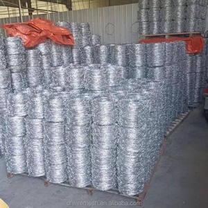 ผู้จัดจำหน่ายลวดหนามขนาด 14x14 สำหรับตลาดโลก ลวดเหล็กชุบสังกะสีความแข็งแรงสูงสำหรับใช้ในฟาร์มและปศุสัตว์ - Product Image 5