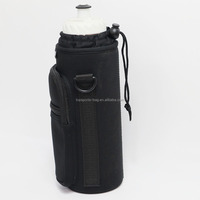 Porte-bouteille d'eau en néoprène Porte-sac 40oz Bouteille d'eau isolée Sling Sleeve Case Cover avec poches à sangle