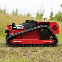 Tondeuse à gazon industrielle sur chenilles avec coupe de 550 mm, moteur à essence de 224 cm³ et réglage de hauteur à distance pour les pentes et l'herbe haute