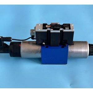 วาล์วควบคุมทิศทางแบบสัดส่วน Rexroth รุ่น 4WREE10W1 75 2X G24K31 A1V 315 บาร์ 250 ลิตร/นาที ระบบควบคุมไฮดรอลิก - Product Image 1