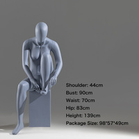 Neuheiten: Sportliche Ganzkörper-Schaufensterpuppe aus Fiberglas für Herren und Damen, Sport-Einzelhandels-Mannequin für Bekleidungspräsentation