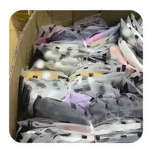 2022 Ausverkauf Damen bekleidung Großhandel Freizeit kleider T-Shirts gemischte Verpackung zufällige Lieferung Lager Kleidung Kleid