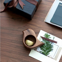 Carillon de porte en bois sculpté, pendentif en forme d'oiseau, style japonais minimaliste, rappel d'ouverture de porte, cadeau à suspendre à la porte