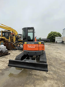 Excavadora de cadenas Hitachi ZX50U original de Japón, 5 toneladas, usada para proyectos de construcción, con 1 año de garantía. - Product Image 4