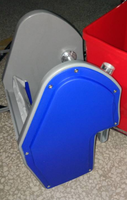 Chariot de nettoyage pour hôtels et aéroports, avec poignée en aluminium bleue, capacité supérieure à 30L, cadre en PP écologique, essoreuse à pression facile à utiliser