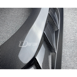 ดริฟตัน สหรัฐอเมริกา มีสินค้าในสต็อก |   สินค้าใหม่สำหรับ Ford Mustang ปี 2024 2025 2026 2027 บังโคลนคาร์บอนไฟเบอร์แบบมีช่องระบายอากาศ ลายทอ 3K เงา - Product Image 6