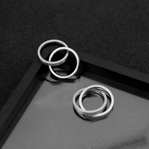 Hot Selling Simple Niche Design Stainless Steel Double Silver Plated Ring Personalized Fashion Unisex's Rings Wholesale Jewelry - Product Image 3