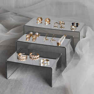 Support <span class=keywords><strong>d</strong></span>'affichage de bijoux transparent en gros, support <span class=keywords><strong>d</strong></span>'affichage de jouets, de portefeuilles mobiles, de bracelets, étagère en <span class=keywords><strong>plexiglas</strong></span> à 3 niveaux, support pour colliers et boucles <span class=keywords><strong>d</strong></span>'oreilles - Product Image 1