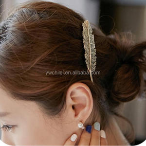 Feuille <span class=keywords><strong>Plume</strong></span> Design Punk Femmes Filles Pinces À <span class=keywords><strong>Cheveux</strong></span> Broches Griffe Élégante Barrettes de <span class=keywords><strong>Cheveux</strong></span> - Product Image 2