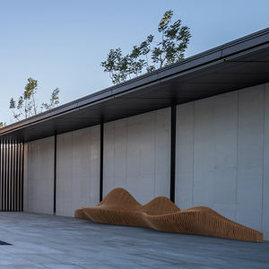 เก้าอี้พารามิเตอร์ไม้ดีไซน์ใหม่สวนกลางแจ้งในร่มห้างสรรพสินค้าโค้งยาวม้านั่งสวนไม้ขนาดใหญ่ - Product Image 3