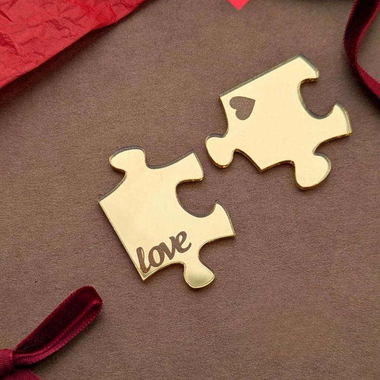 Love gold two-piece set (approximately 4cm wide)