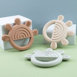 Nouveau design anti-sevrage, hochet à mâcher apaisant, anneau de dentition en silicone organique rond unisexe pour bébé - Product Image 2