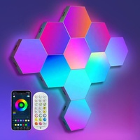 Lot de 10 appliques murales modulaires hexagonales RVB à synchronisation musicale pour salle de jeux Contrôle par application intelligente Lumière LED hexagonale