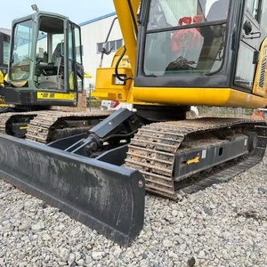 Excavadora de cadenas usada japonesa de 7 toneladas Komatsu PC70, eficiente en consumo de combustible, robusta, para paisajismo, en venta. - Product Image 2