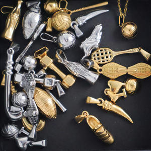 Mode jeux <span class=keywords><strong>de</strong></span> balle série bricolage pendentifs en acier inoxydable plaqué or 18 carats pour enfants pour <span class=keywords><strong>volley</strong></span>-<span class=keywords><strong>ball</strong></span> Baseball bijoux <span class=keywords><strong>de</strong></span> sport - Product Image 1