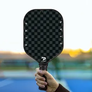 Raqueta de paleta de Pickleball aprobada por USAPA personalizada con impresión UV de fibra de vidrio duradera profesional de fabricación superior