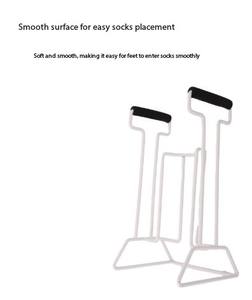 Vente en gros de chaussette réglable colorée Dispositif d'aide à l'habillage pour les personnes âgées sans plier les chaussettes avec ficelle en mousse - Product Image 4