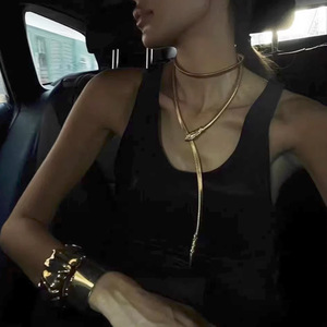 Collana a forma di serpente a forma di serpente di moda di vendita calda collana di gioielli con ciondoli lunghi in <span class=keywords><strong>argento</strong></span> dorato e personalizzati - Product Image 3