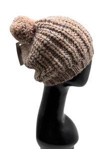 Excellente qualité POM POM adulte particule Beanie 56-58Cm métal Badge méthode d'impression bonnet d'hiver - Product Image 4