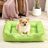 Lit pour chien imperméable, respirant et durable toute saison avec housse amovible, tissu Oxford écologique, base antidérapante, facile à nettoyer