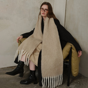 Original Niche phong cách Hàn Quốc rắn màu len khăn cho phụ nữ cao cấp mùa thu mùa đông Shawl với bầu không khí truyền thống - Product Image 2