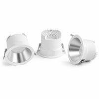 Downlight LED encastré 60 °   Downlight à angle de faisceau étroit UGR<19, haute efficacité lumineuse, pour l'éclairage intérieur des hôtels, bureaux, restaurants et commerces