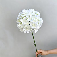 L-061 Vente en gros d'hortensias artificiels réalistes faits à la main, fleurs artificielles rouges, décoration de mariage, décoration du Nouvel An, faux hortensias