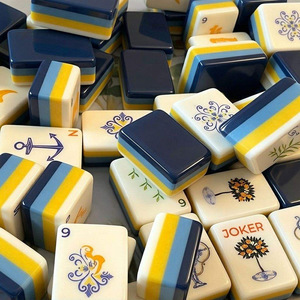 Jeu de Mahjong Américain Moderne en Acrylique Bleu Marine 4 Couches, 160 Tuiles, Pieds Pliants Standard NMJL, Jeu de Mahjong Portable de Luxe - Product Image 2