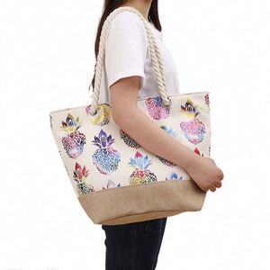 Sac à bandoulière pliable pour femme, motif ananas, estampage doré, idéal pour la plage et le shopping - Product Image 2