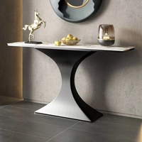 Table d'appoint moderne en métal de luxe léger pour hôtel haut de gamme, villa, couloir