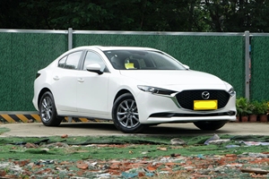 Voiture d'occasion, Nouvelle Mazda3 Axela <span class=keywords><strong>2022</strong></span> 1.5 Elegant 117 ch, atmosphérique, 6AT, Berline urbaine haute performance pour l'exportation. - Product Image 3