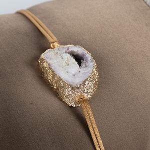 Cuscini Decorativi Personalizzati con Strass, Lussuosa Federa con Stampa <span class=keywords><strong>in</strong></span> Sublimazione, Cuscino Decorativo Dorato a Onde - Product Image 4