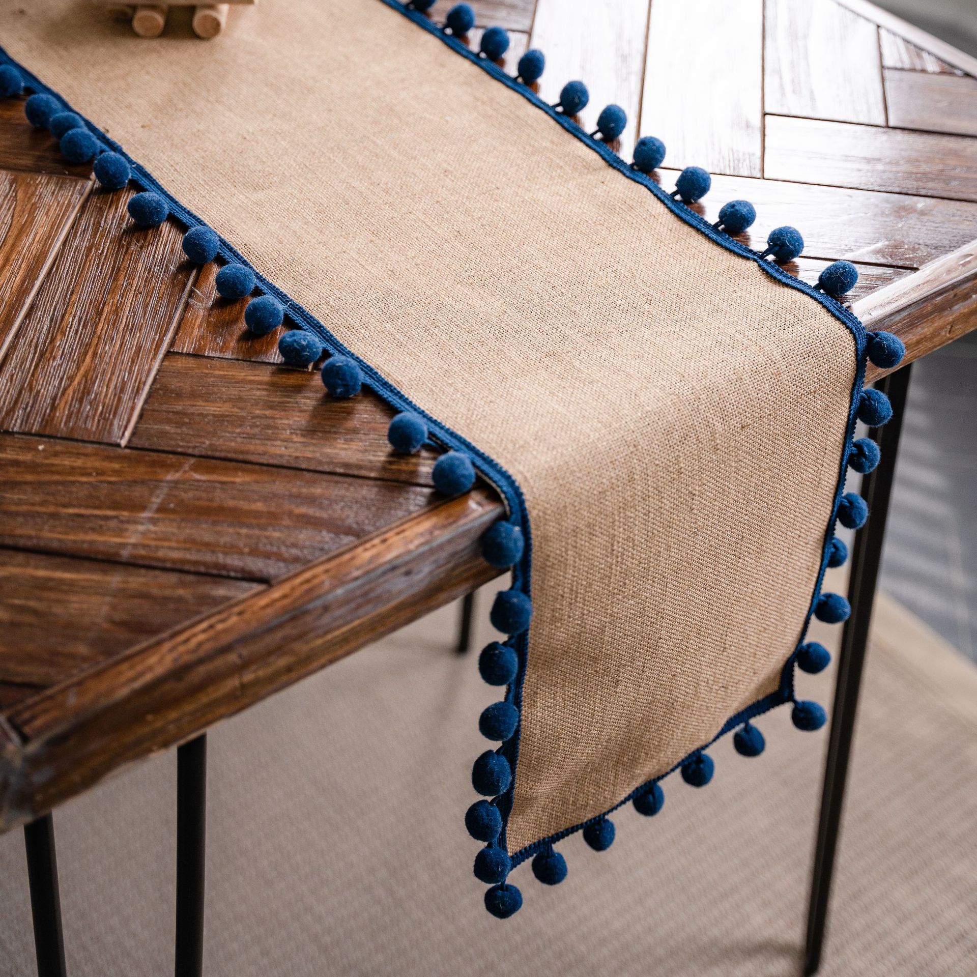 Jute + boule bleu marine