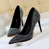 Chaussures de soirée coréennes pour femmes à talon fin, bout pointu, sexy, élégantes, avec strass colorés, pour femmes