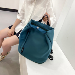 Sac à dos en nylon léger, de haute qualité, durable, imperméable, unisexe, avec fermeture éclair, compartiment de séparation sec/humide portable, multifonction - Product Image 3