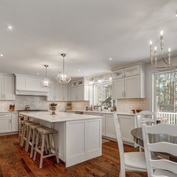 Construction, Immobilier, Armoire de cuisine sur mesure en bois massif