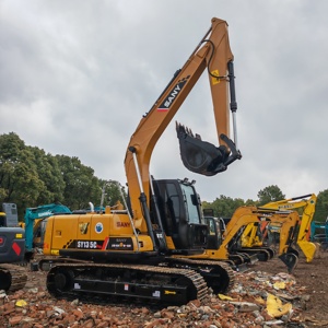 Excavatrice SANY SY135C-9 d'occasion pour travaux de terrassement, profondeur de creusement élevée, équipement de construction sur chenilles SANY SY135C - Product Image 2