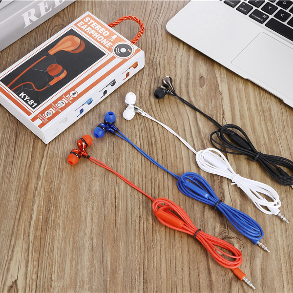 Original Factory Wholesale Macaro Color 3.5mm Wired Music Earphones Universal Headset for Women and Iphone Users