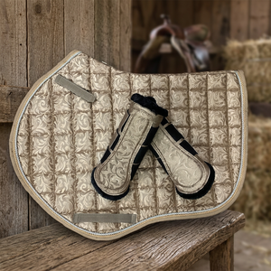 Magnifique ensemble de tapis de selle de dressage Damask en polycoton, matelassage diamanté de 4 pouces, confortable, avec bottes de toilettage assorties - Product Image 2